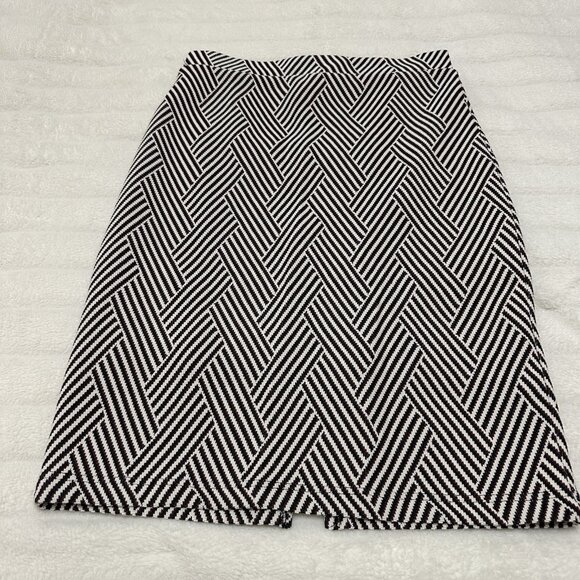 Maeve Anthropologie Skirt Black And White Gold Zipper Size Small - Picture 1 of 7